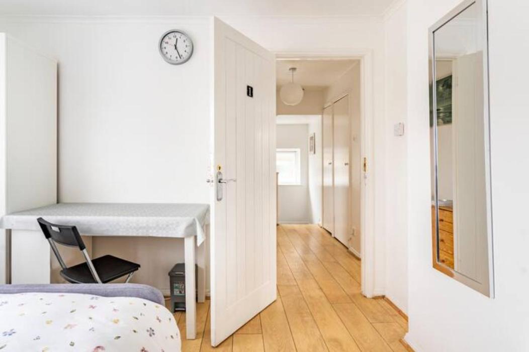 Luton Airport House In Quiet And A Very Pleasant Area, Near London Luton Airport Luton (Bedfordshire) Luaran gambar
